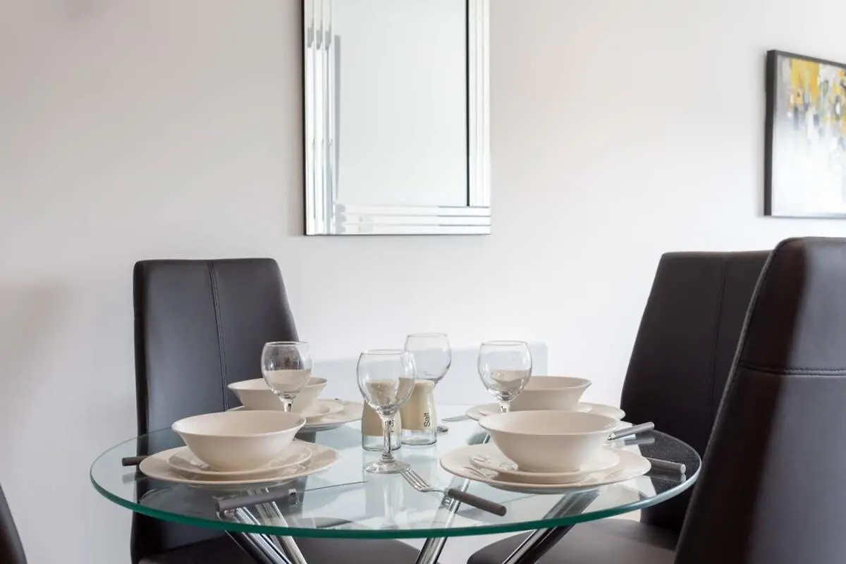 Charming 1 Bedroom Apartment In Leeds  Leeds (West Yorkshire)