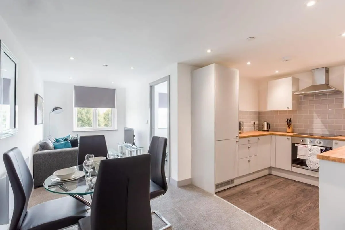 Charming 1 Bedroom Apartment In Leeds